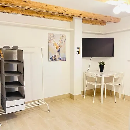 Aday - Cozy Private In The Center *