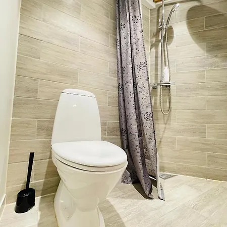 Aday - Cozy Private In The Center *