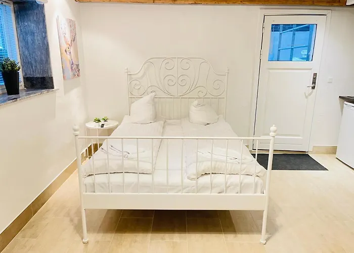 Aday - Cozy Private In The Center Aalborg